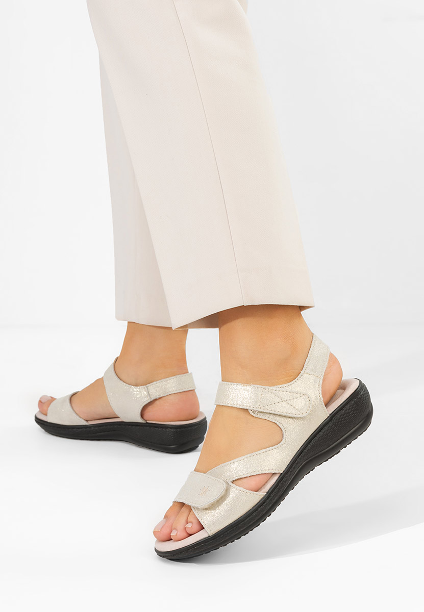 Cruella aranyszínü bőr szandál