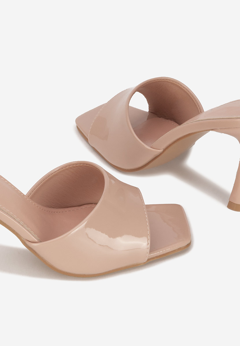 Eliseia bézs magassarkú papucs