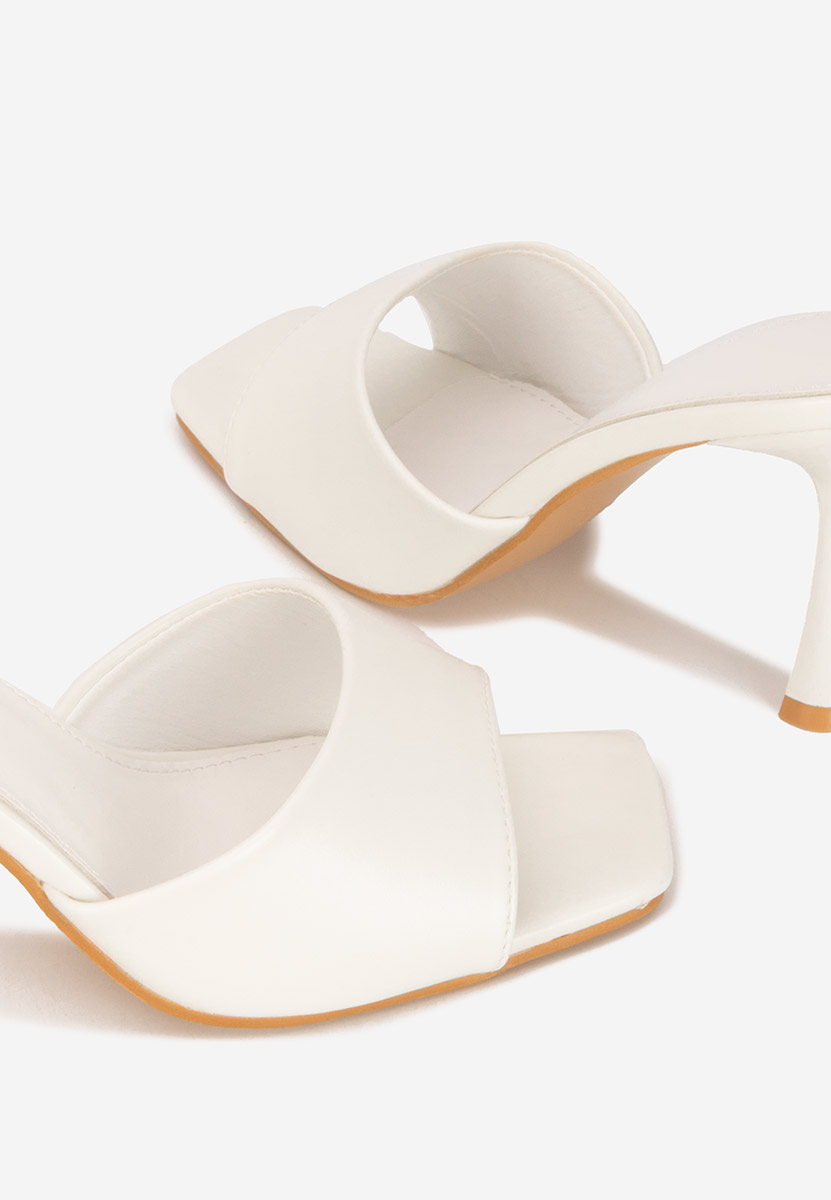 Eliseia v2 fehér magassarkú papucs