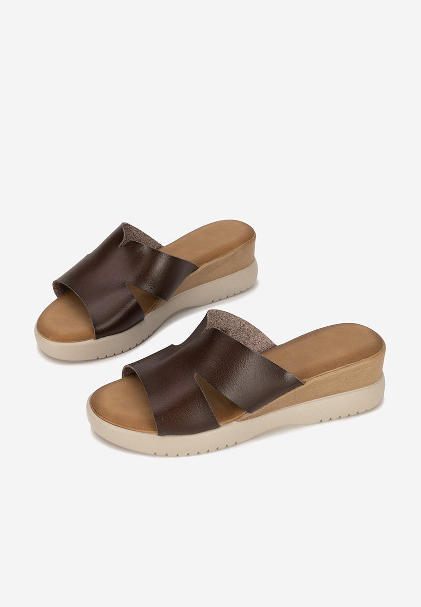 Miriay barna telitalpú platform papucs