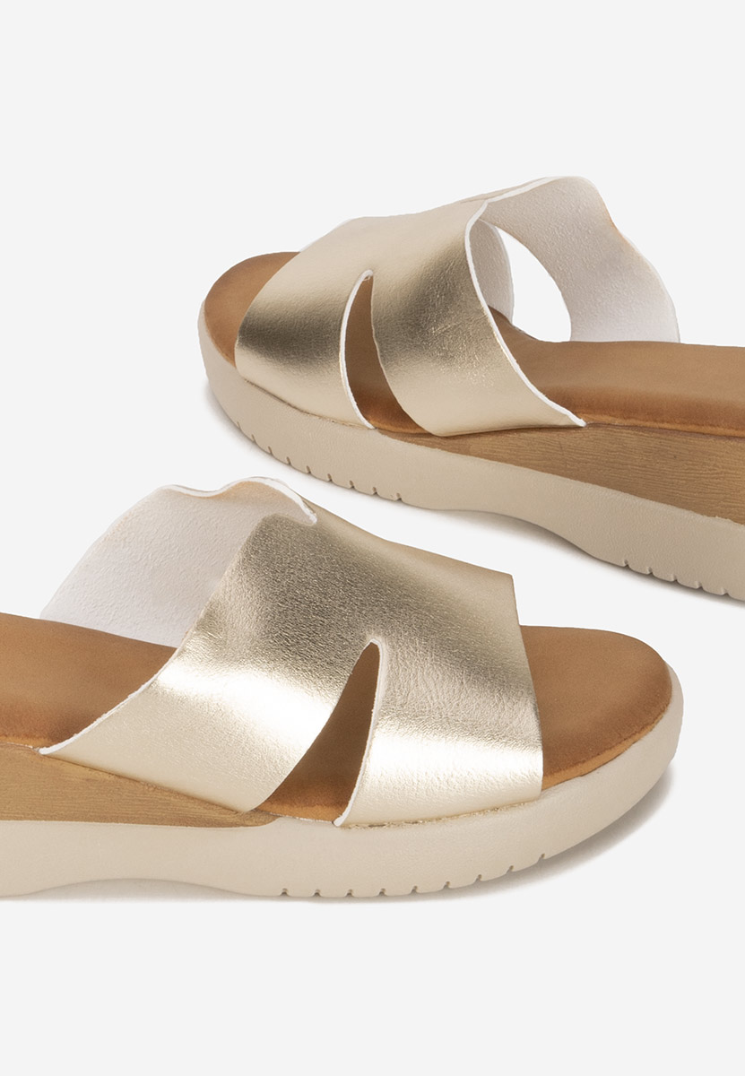 Miriay aranyszínü telitalpú platform papucs