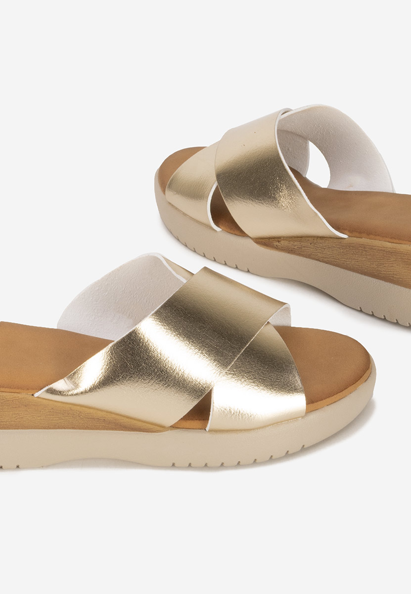 Jadie aranyszínü telitalpú platform papucs