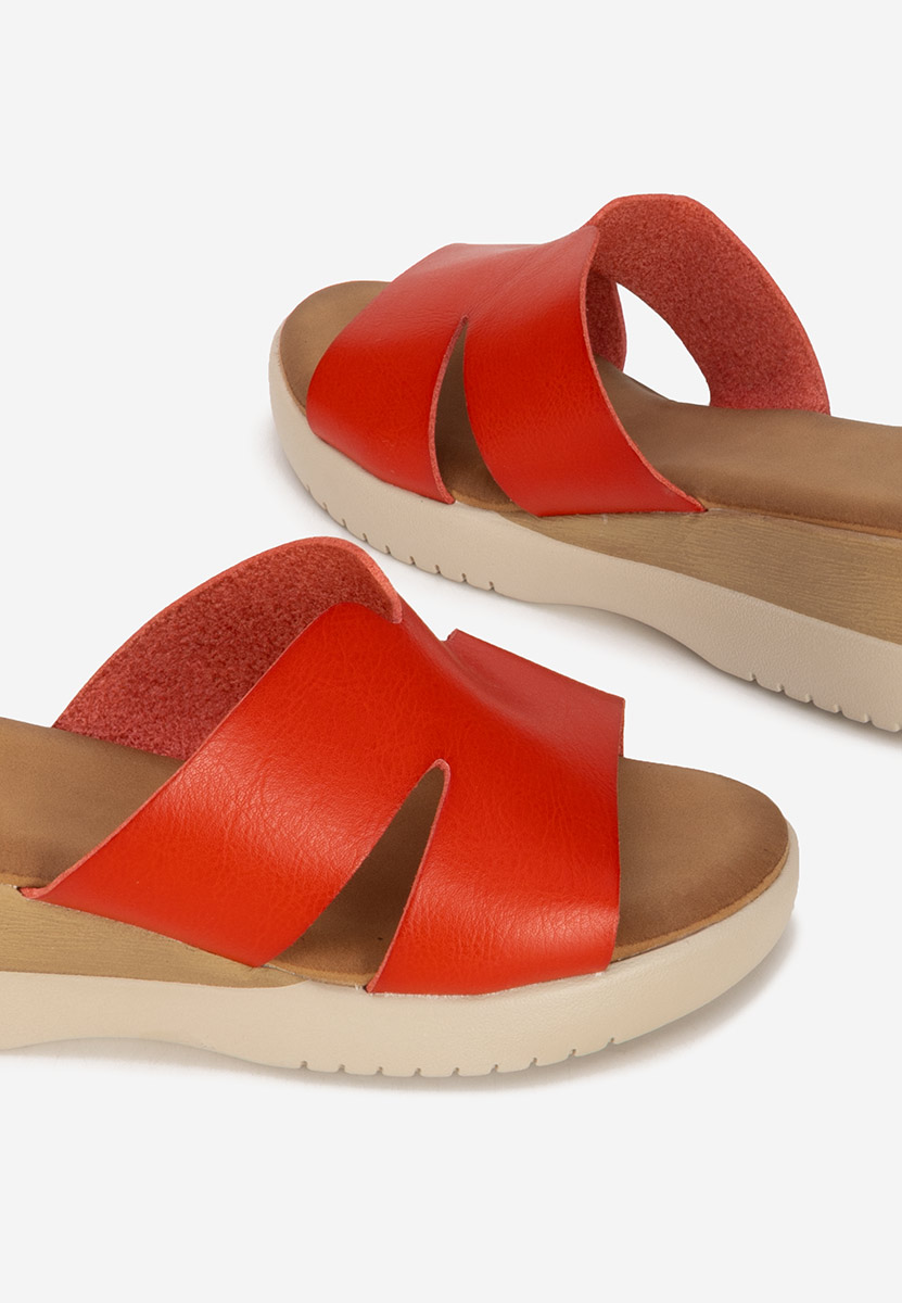 Miriay piros telitalpú platform papucs