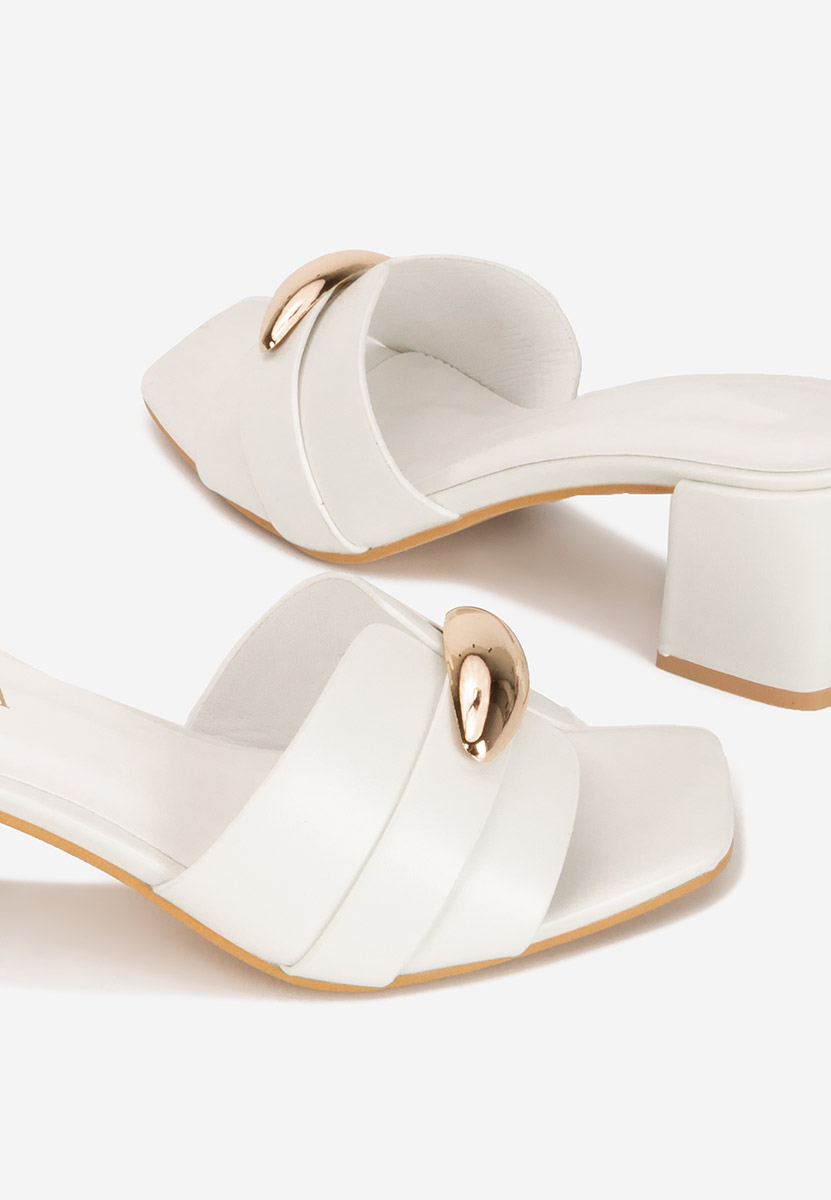 Siminea fehér magassarkú papucs