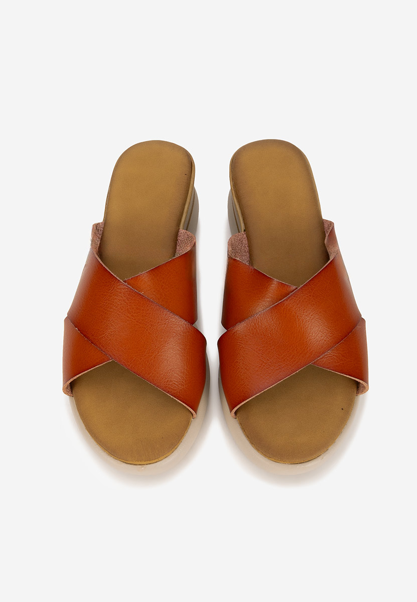Jadie camel telitalpú platform papucs