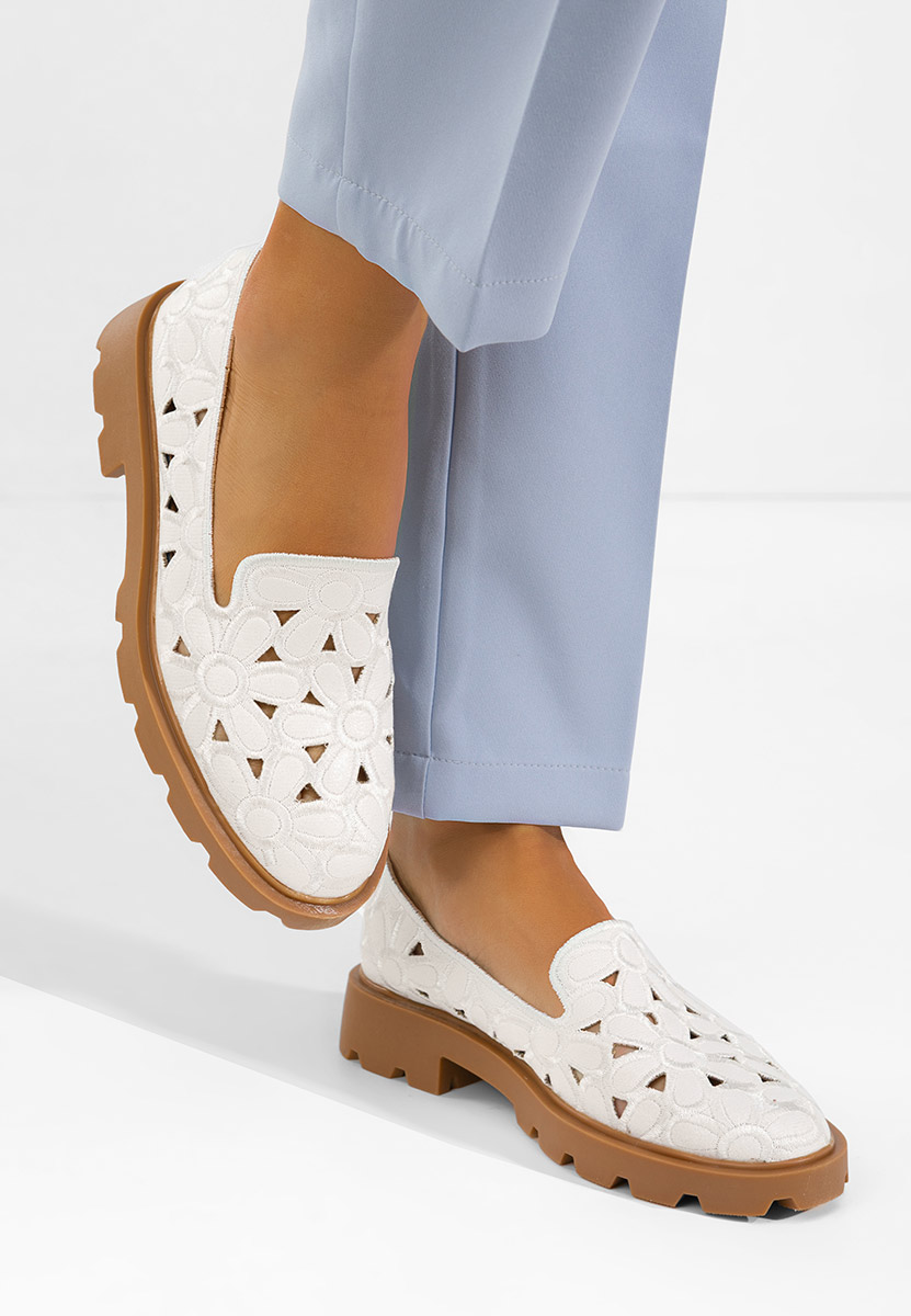 Sorika fehér fűzős női cipő