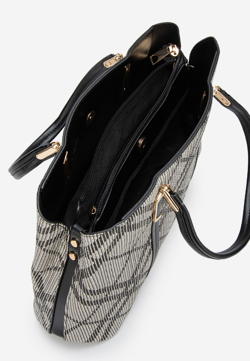 Ollia fekete kézitáska