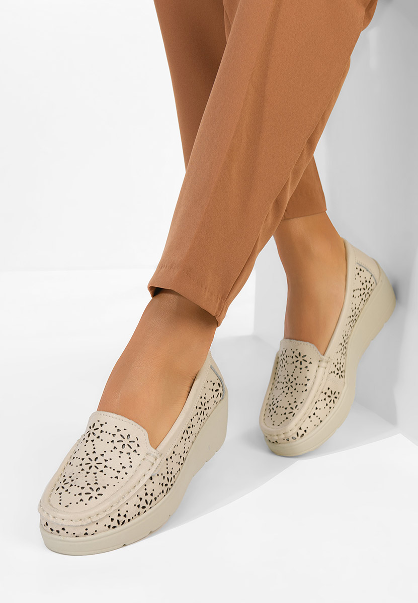 Ysaia bézs bőr mokaszin női