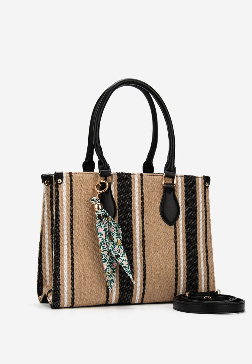 Yuvia fekete kézitáska