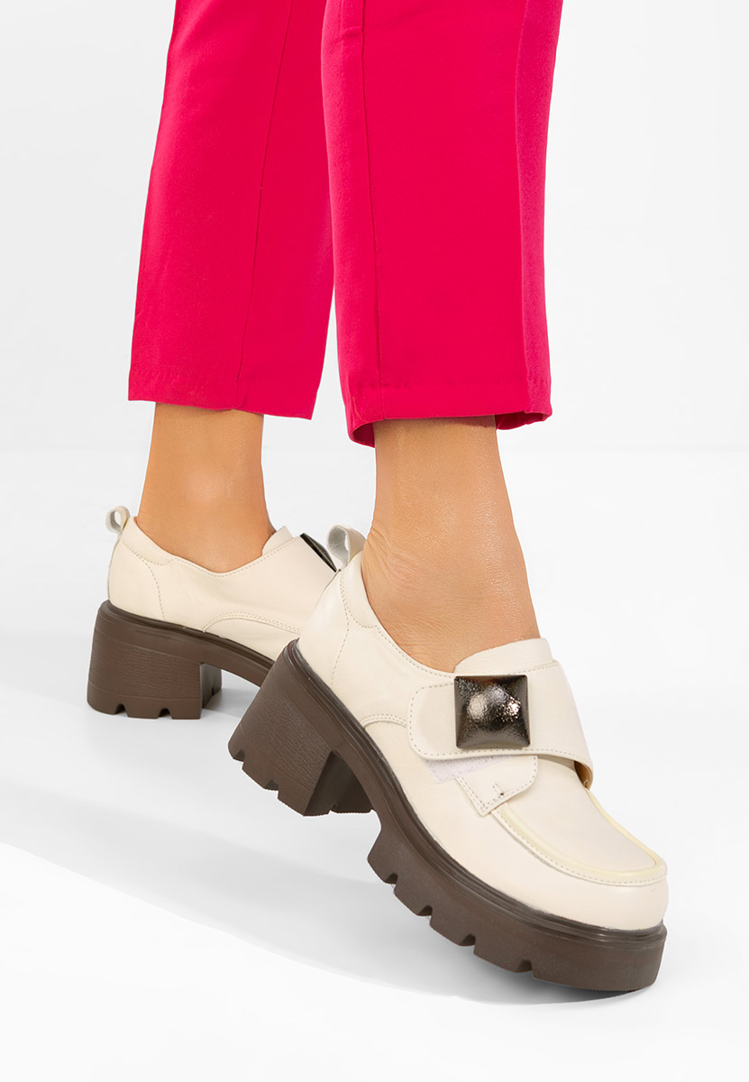 Geolia bézs bőr mokaszin női