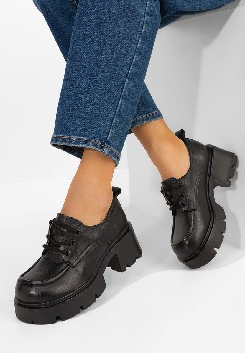 Lenovia fekete női mokaszin fűzős