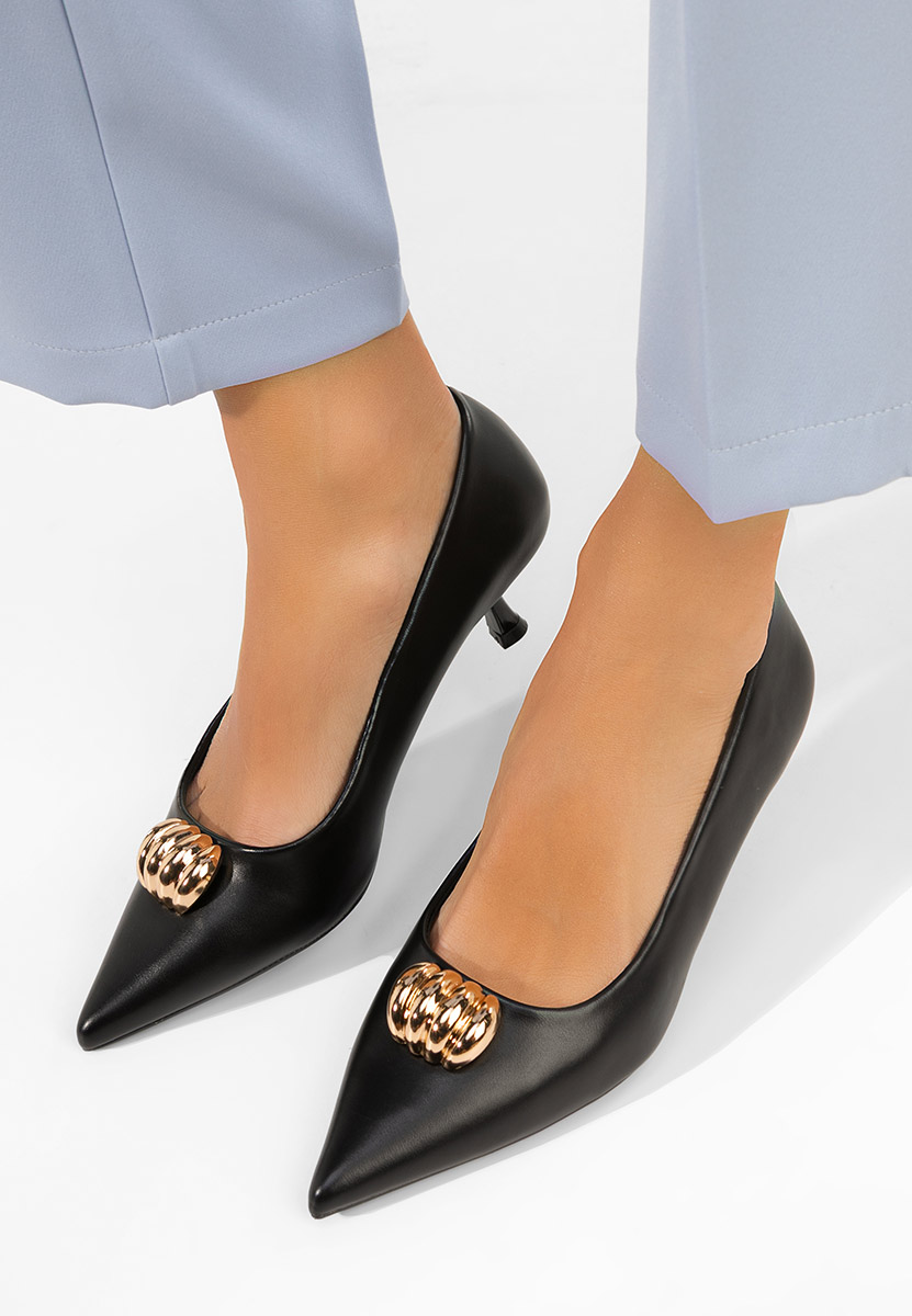 Ruxanda fekete alacsony sarkú körömcipő