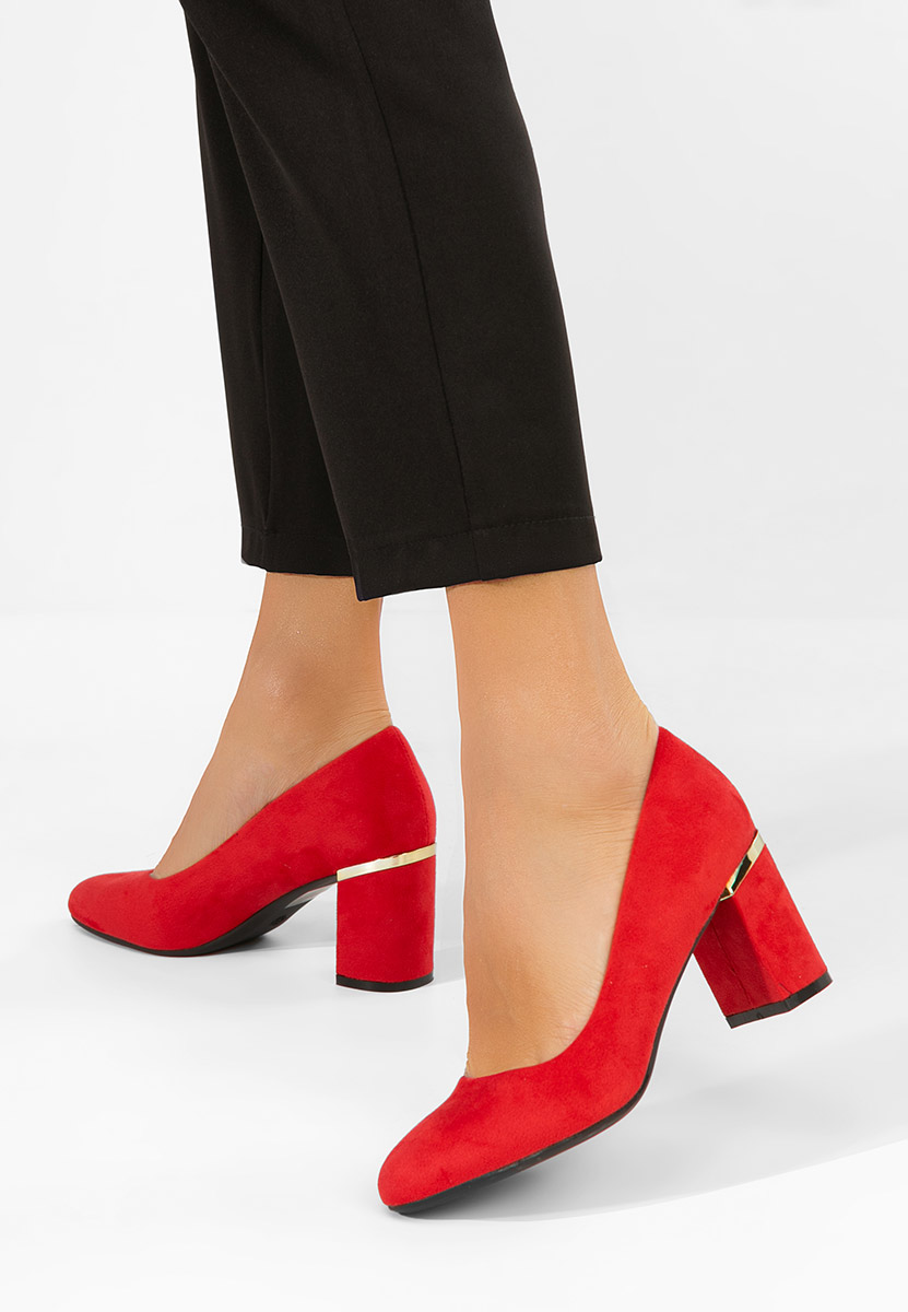 Izaya piros vastag sarkú magassarkú 