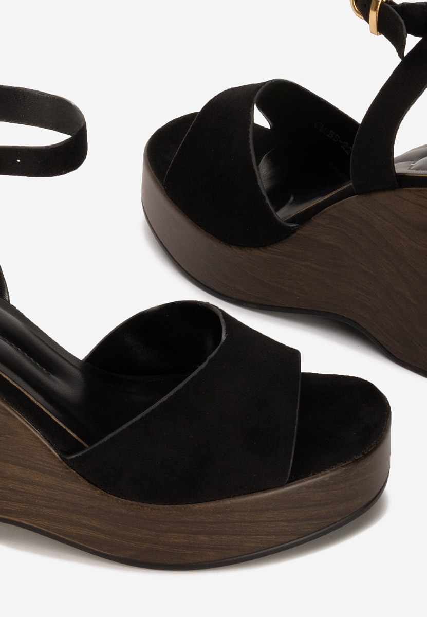 Febiana fekete platform szandál