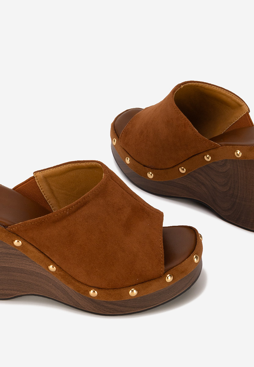 Jazminia camel telitalpú platform papucs