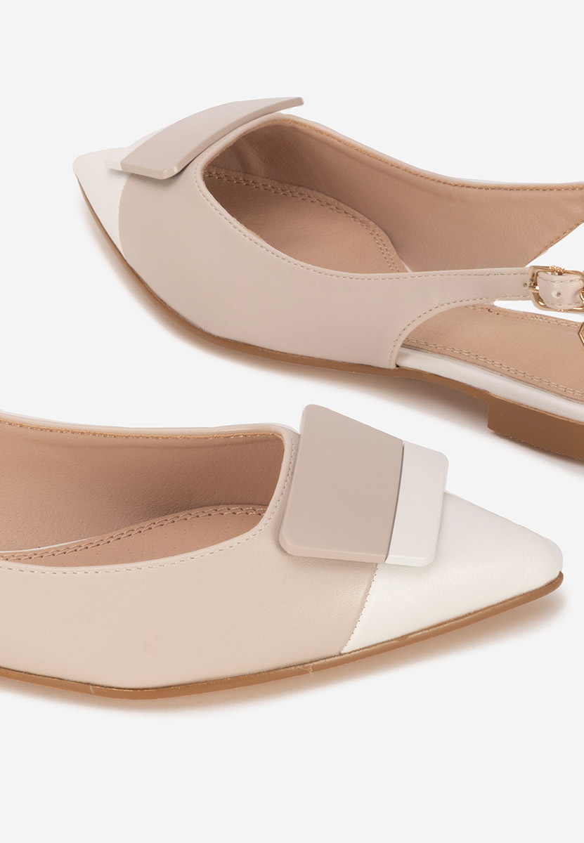 Alaida v2 bézs hegyes orrú balerina