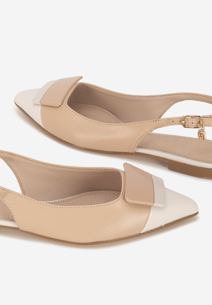 Alaida v1 bézs hegyes orrú balerina