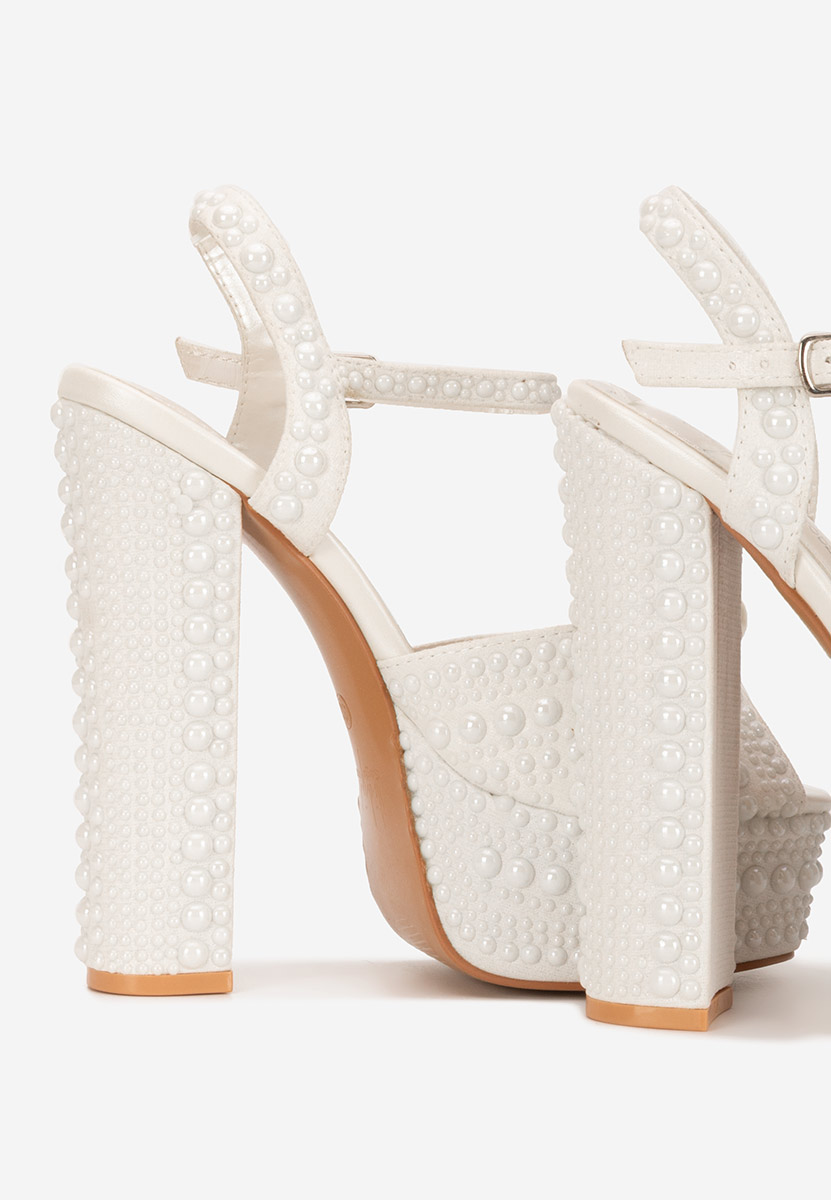 Talidia fehér magas talpú szandál