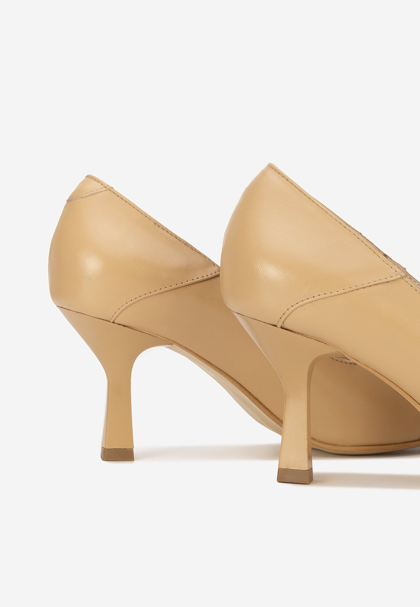Colie camel magassarkú cipő