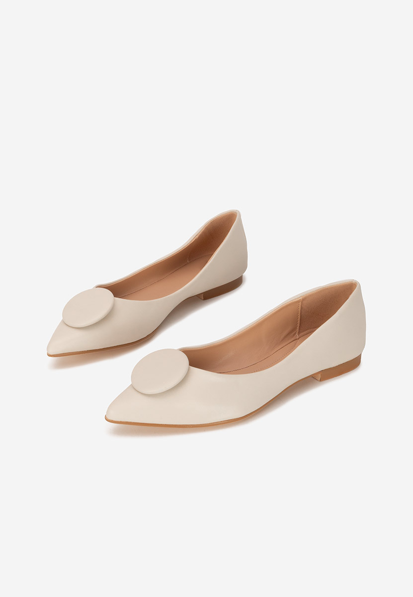 Delaia v2 bézs hegyes orrú balerina