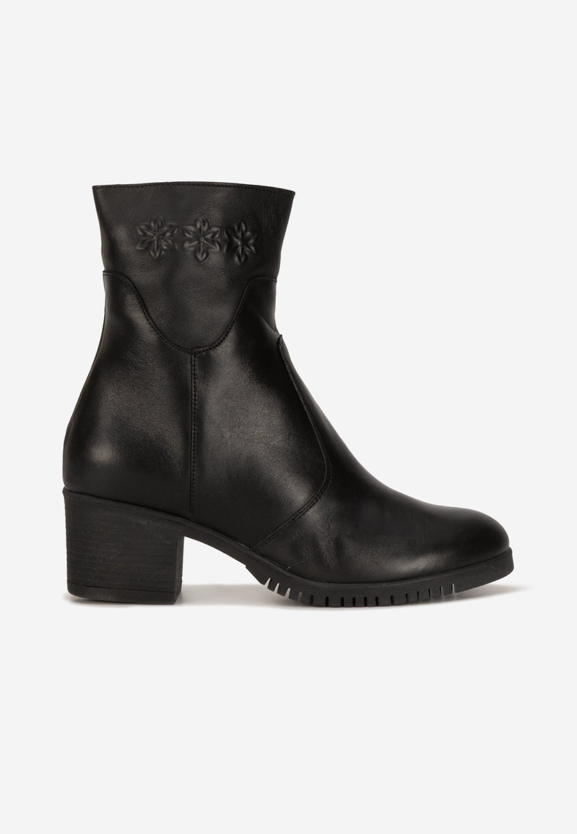 Laurice fekete bokacsizma vastag sarokkal