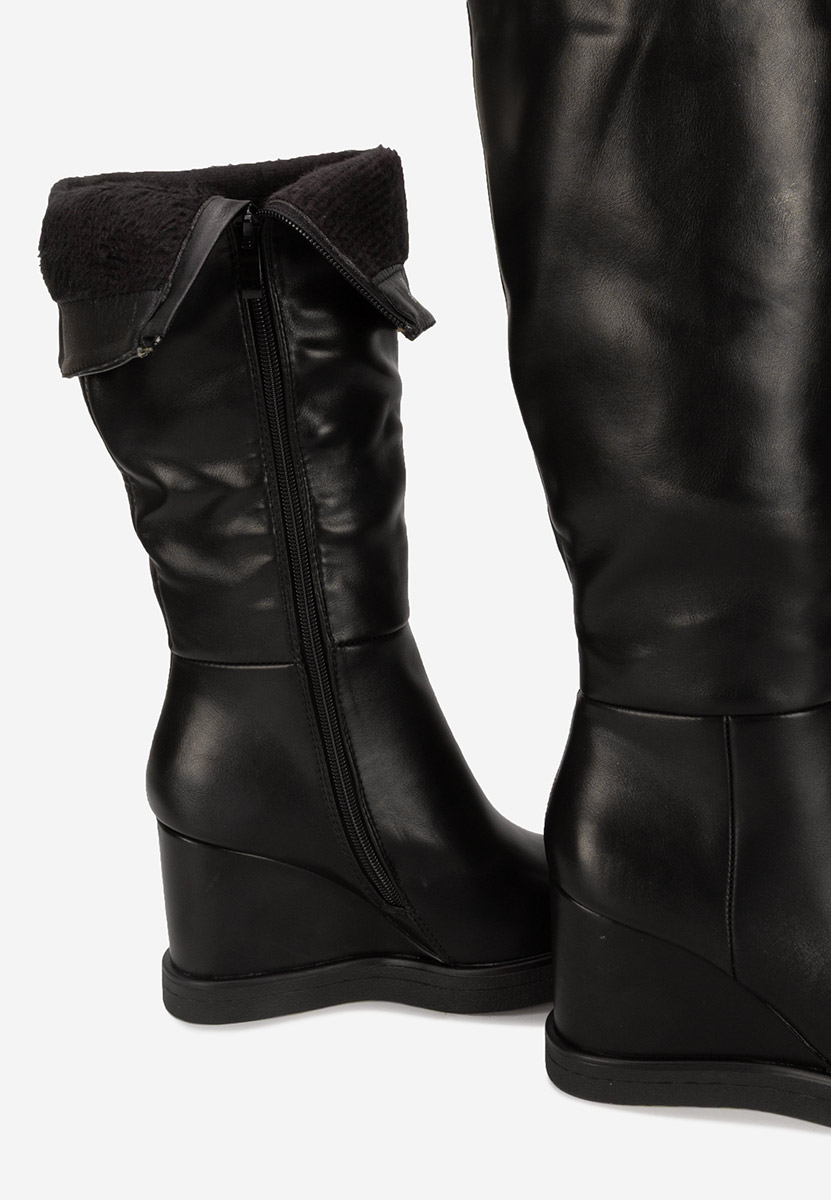 Isniera fekete platform csizma