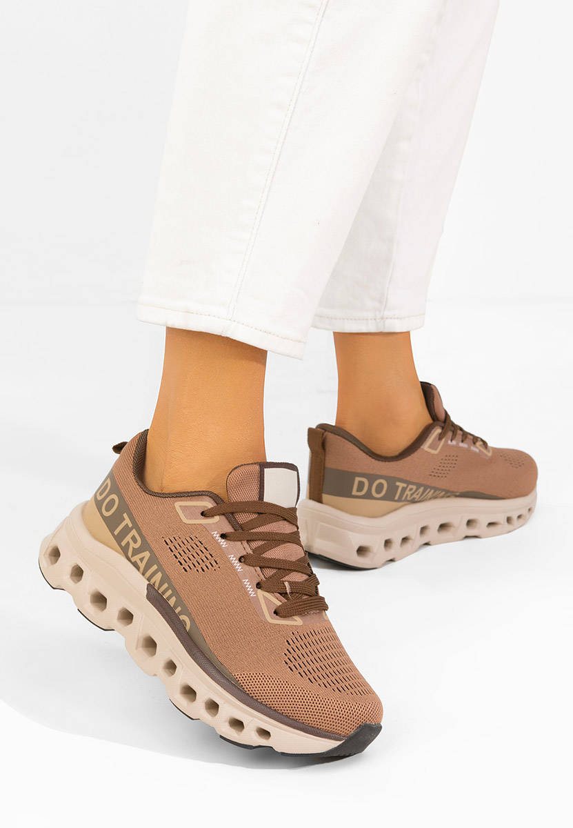 Turinia barna telitalpú platform sneaker