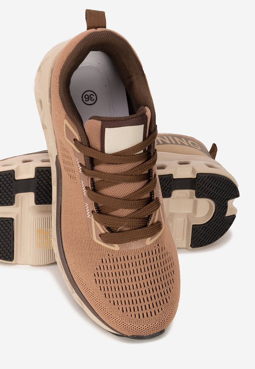 Turinia barna telitalpú platform sneaker