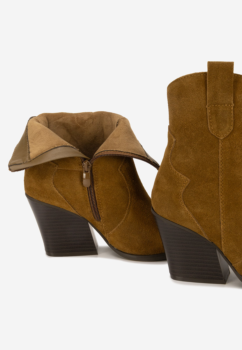 Dacienia camel cowboy csizma